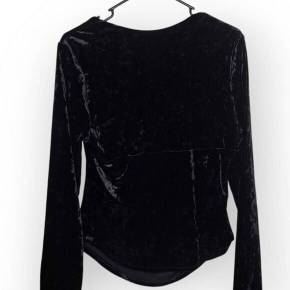 Free People Women's Perfect Date Top in Black size Large - Picture 5 of 8